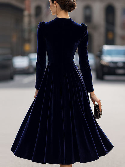 YRENE | OPULENT VELVET MIDI DRESS