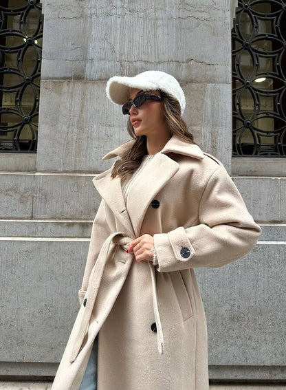 LYNA - WARM WINTER COAT WITH ELEGANT DESIGN