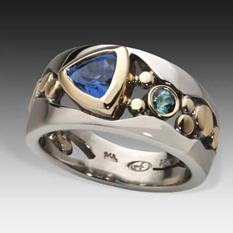 BLUE CRYSTAL RING